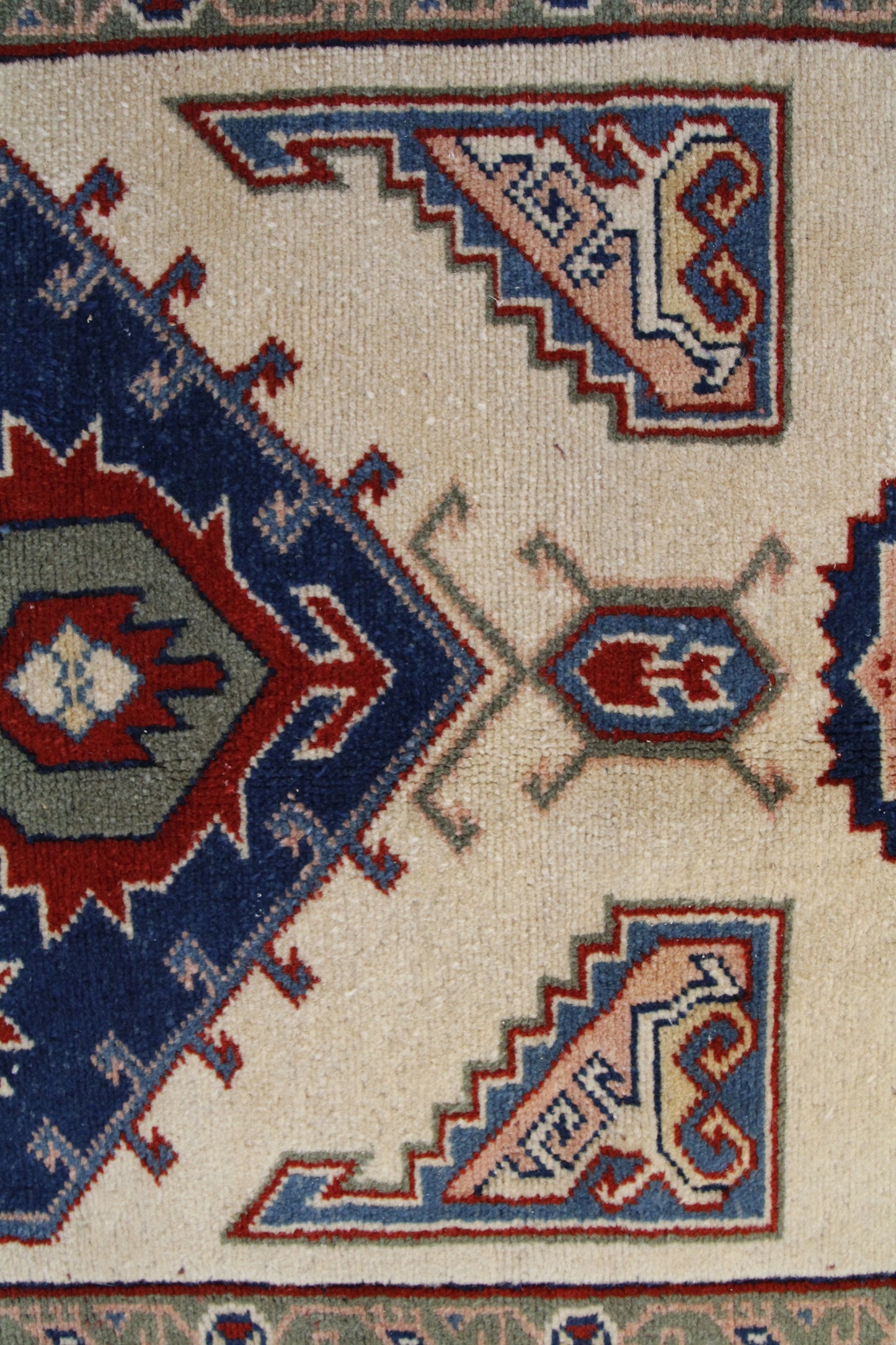Handmade Vintage Turkish Medium Rug 4'1" X 6'9"