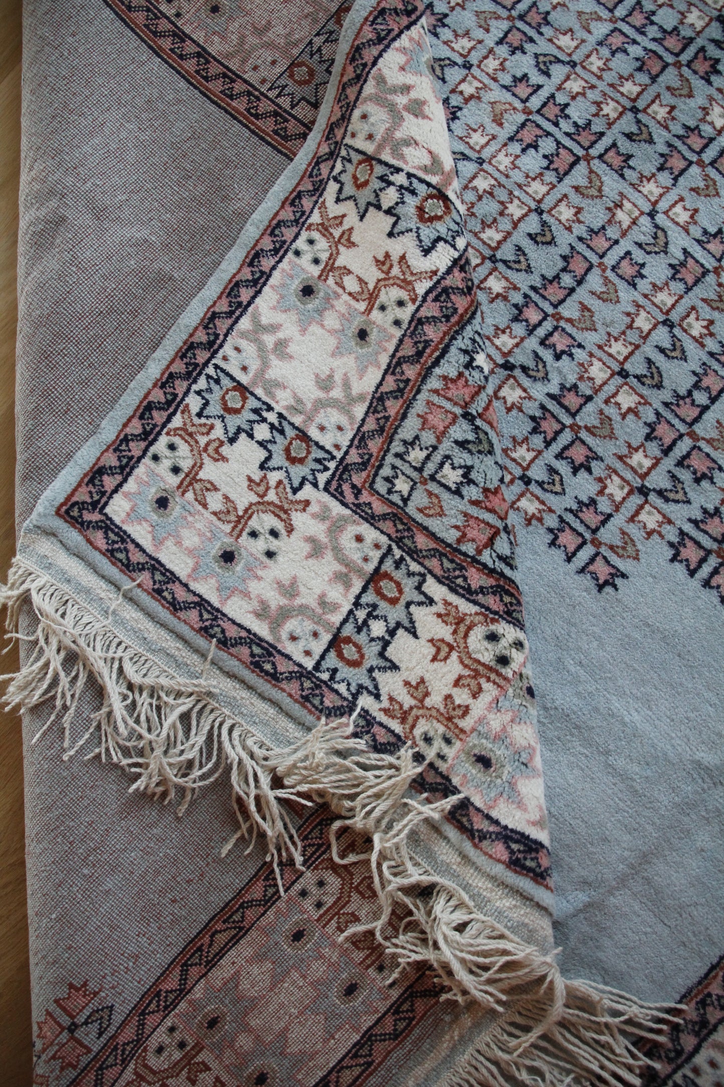 Handmade Vintage Turkish Medium Rug 5'5" X 7'8"
