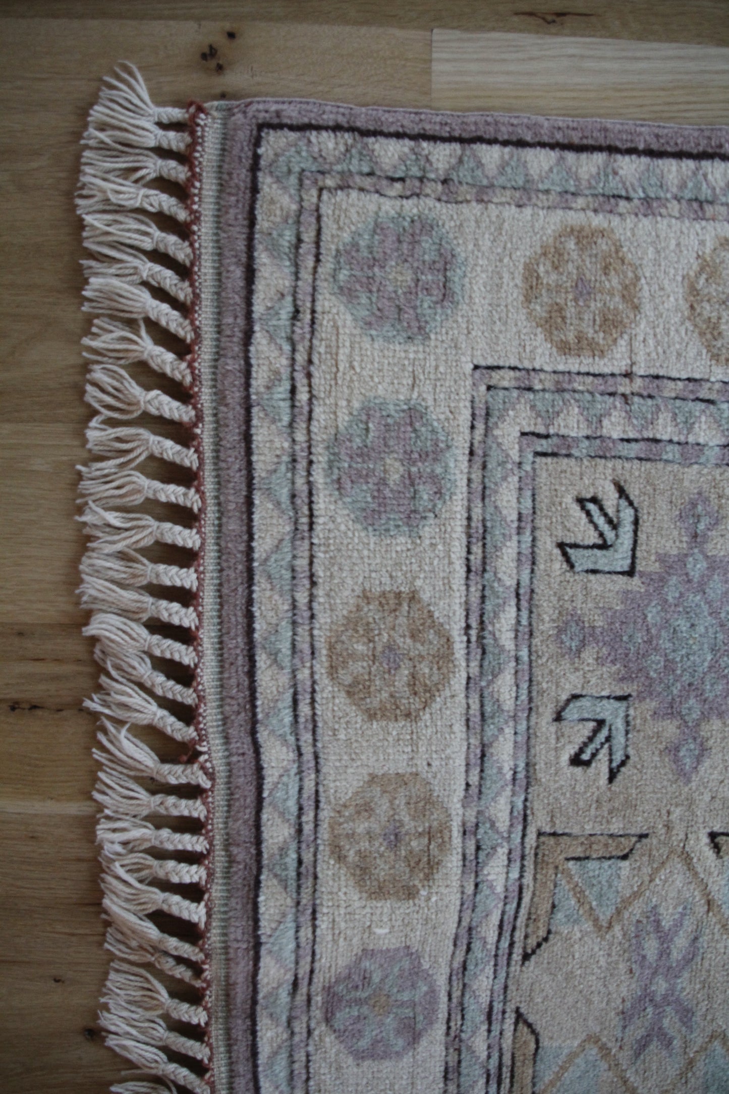 Handmade Vintage Turkish Medium Rug 5'5" X 8'2"