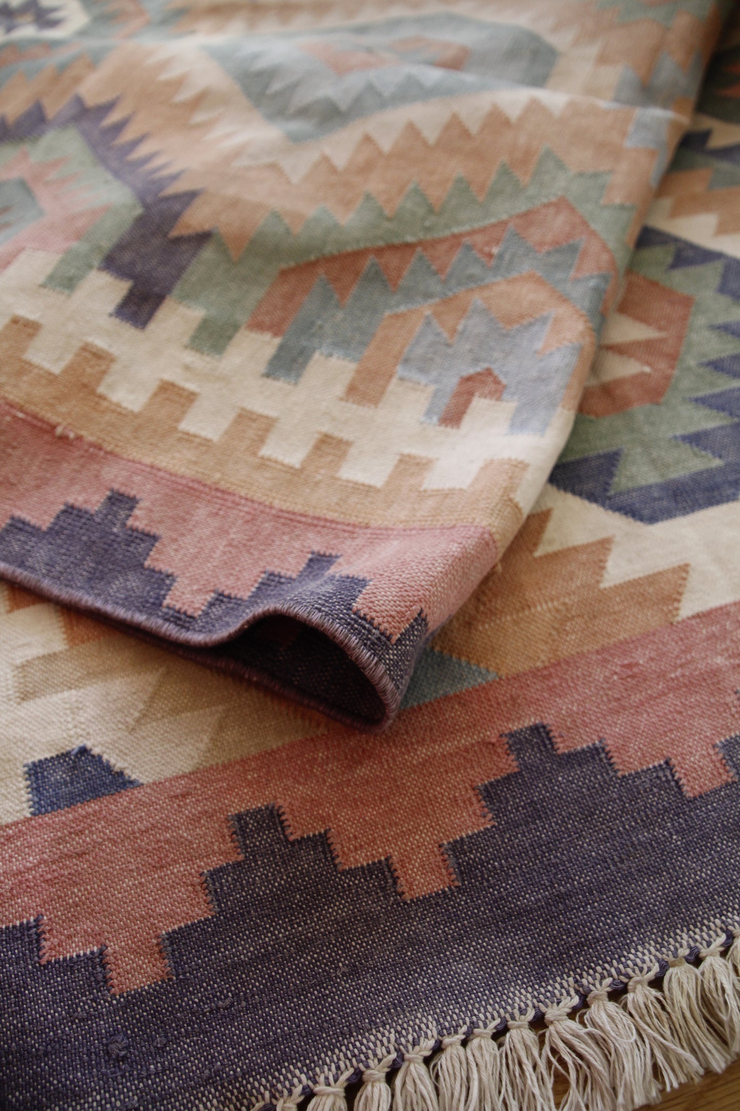 Handmade Vintage Indian Small Kilim 2'11" X 5'2"