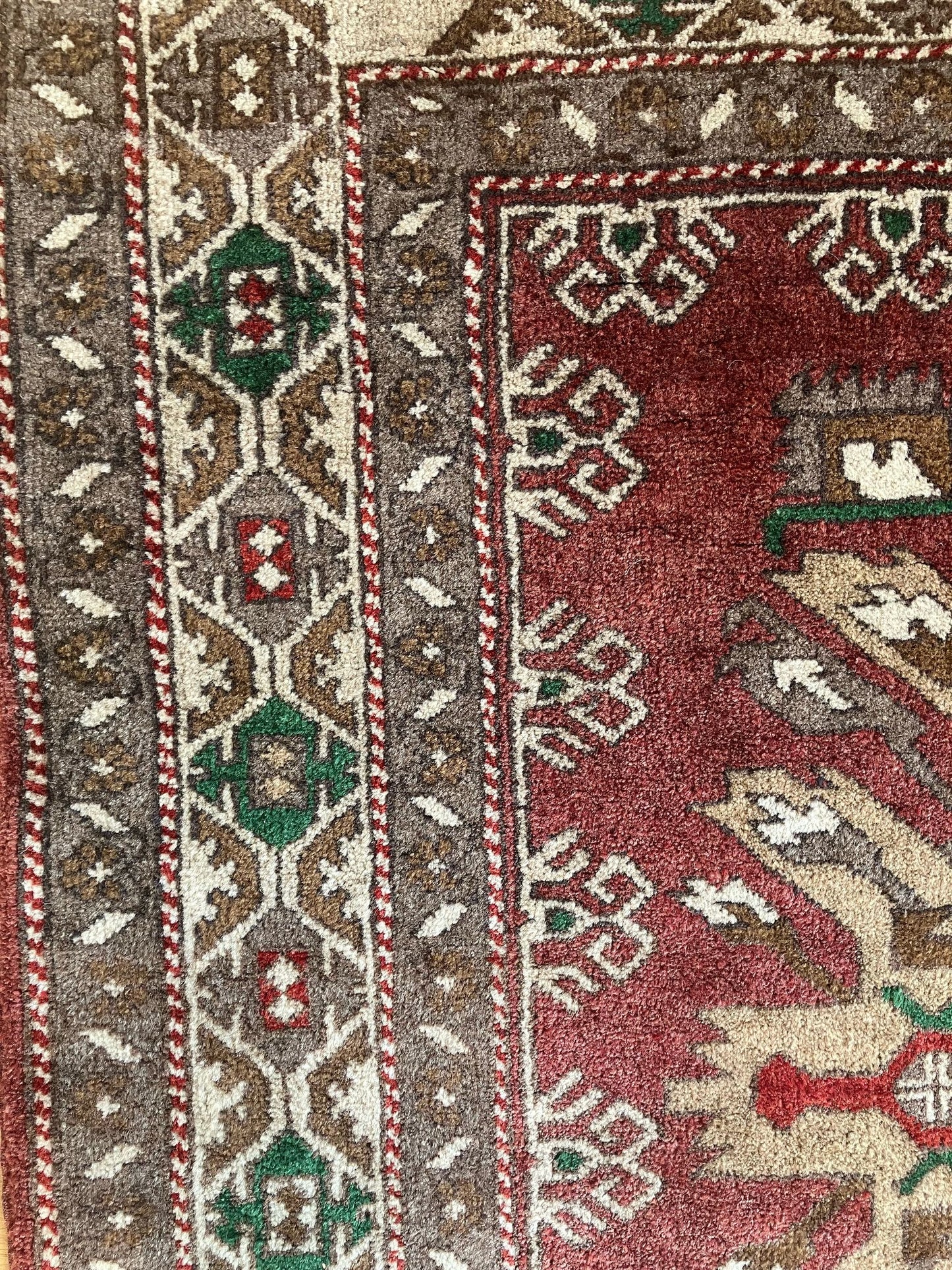 Handmade Vintage Turkish Medium Rug 5' X 7'5"