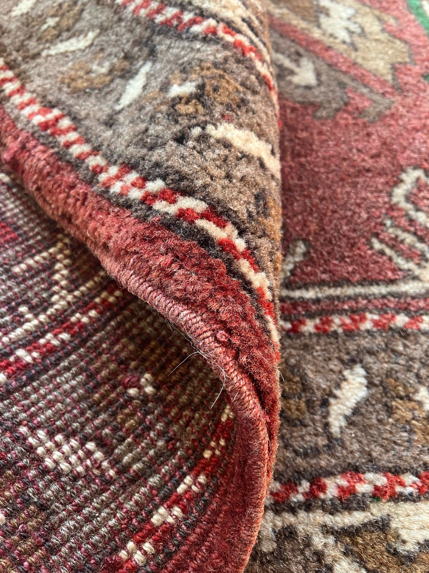 Handmade Vintage Turkish Medium Rug 5' X 7'5"