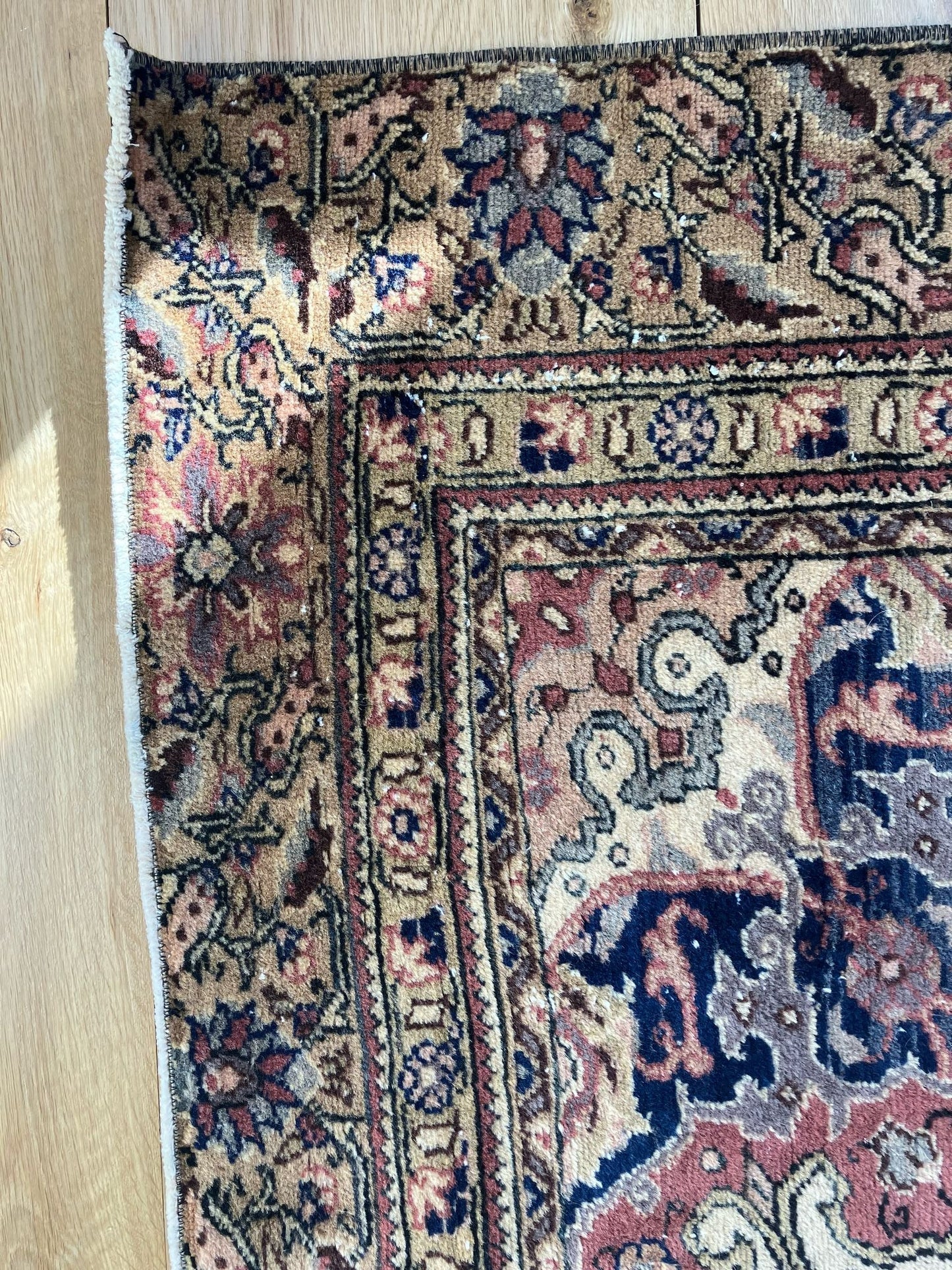 Handmade Vintage Turkish Medium Rug 4'4" X 6'6"
