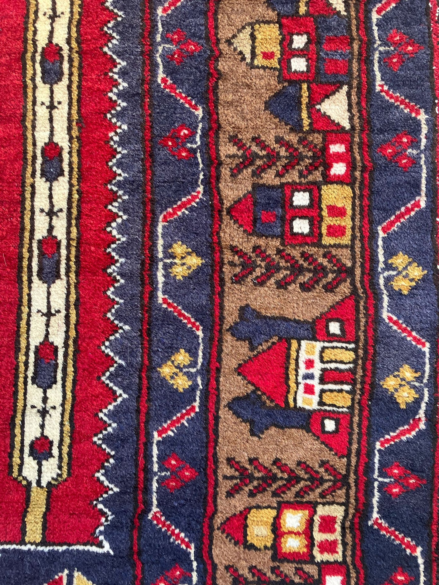 Handmade Vintage Turkish Medium Rug 4'6" X 7'10"