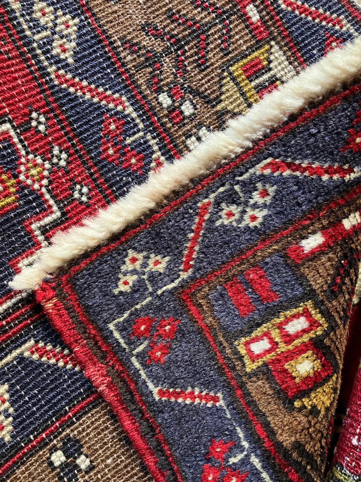 Handmade Vintage Turkish Medium Rug 4'6" X 7'10"