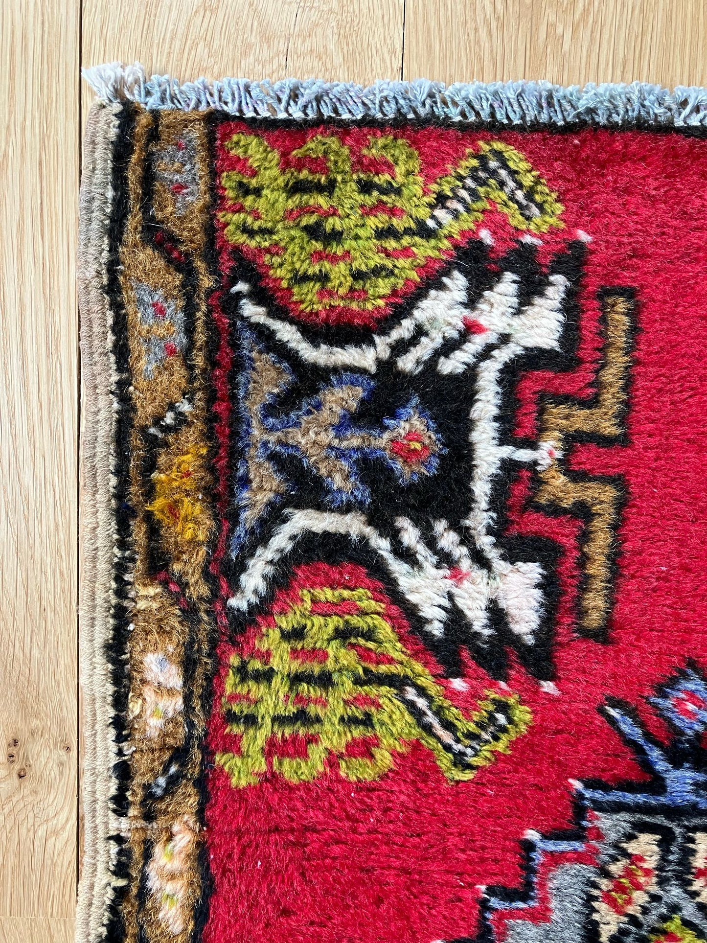 Handmade Vintage Turkish Entryway Rug 1'8" X 3'