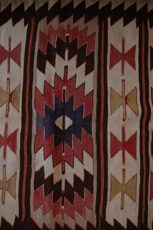 Why Handmade Rugs Are an Eco-Friendly Choice