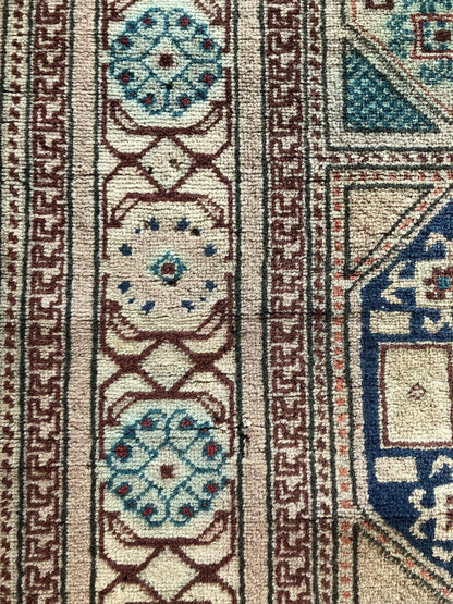 Handmade Vintage Turkish Medium Rug 3'10" X 6'