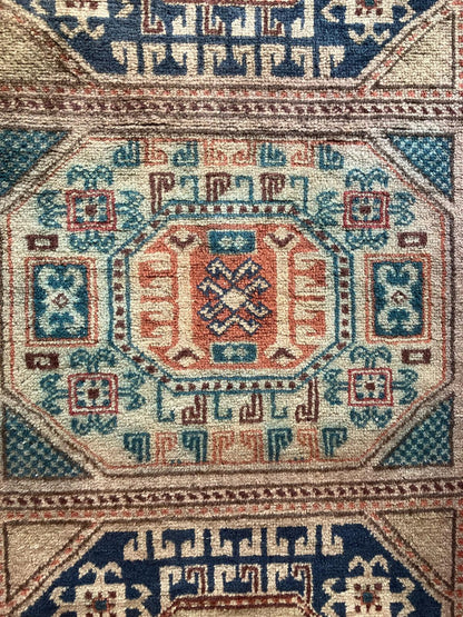 Handmade Vintage Turkish Medium Rug 3'10" X 6'