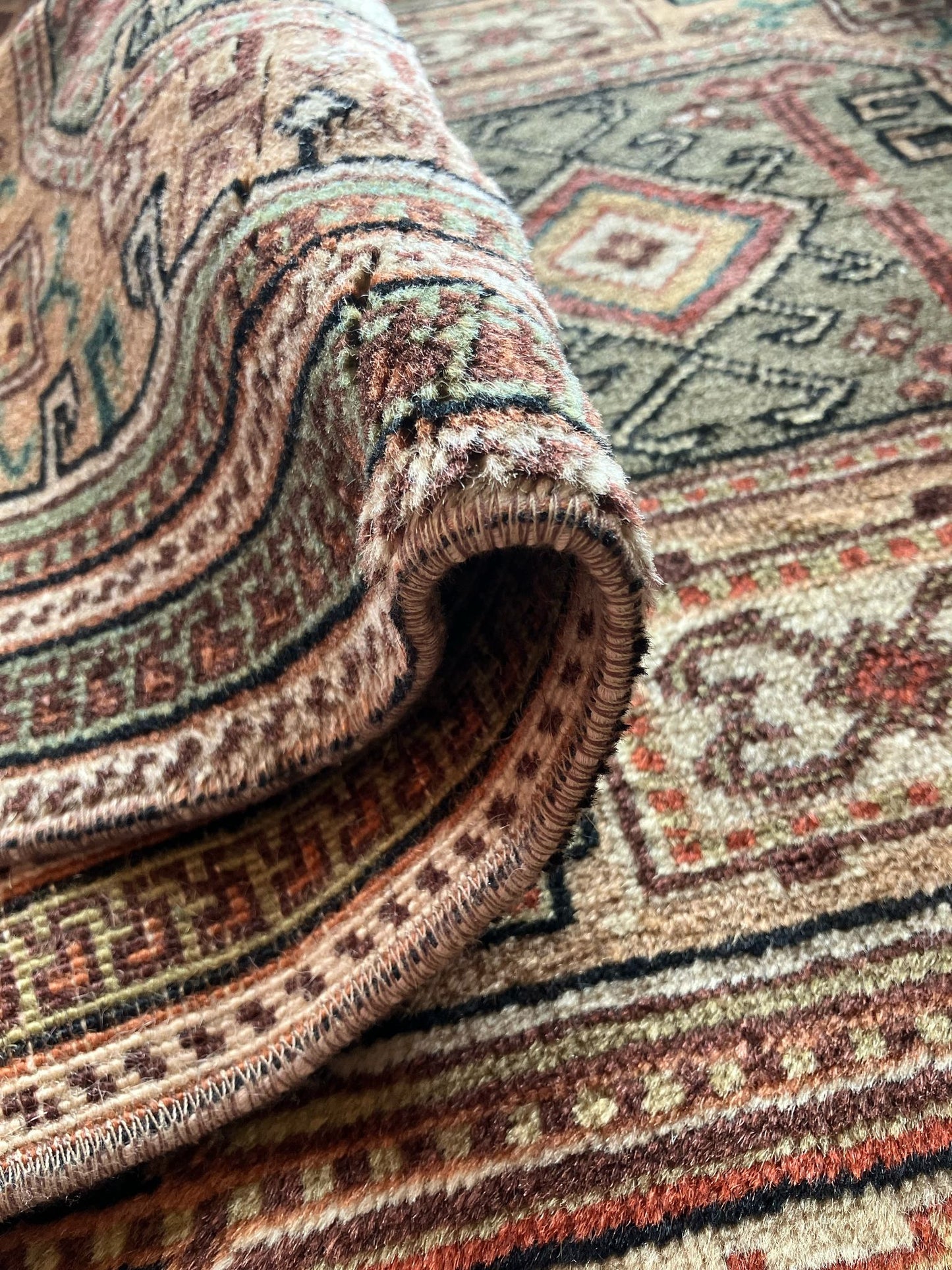 Handmade Vintage Turkish Medium Rug 3'9" X 6'10"