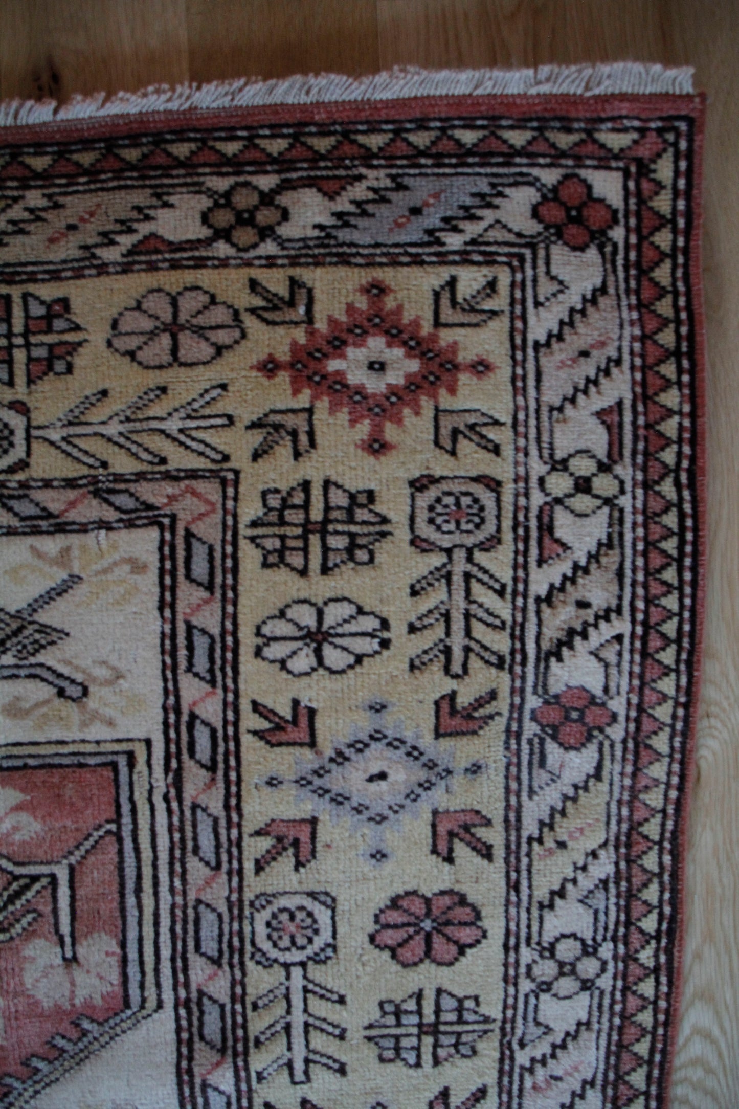 Handmade Vintage Turkish Large Rug 6'7" X 9'9"