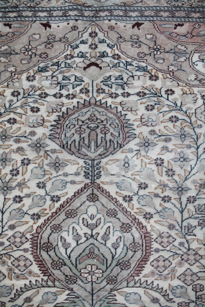 Handmade Vintage Turkish Large Rug 6'7" X 9'7"