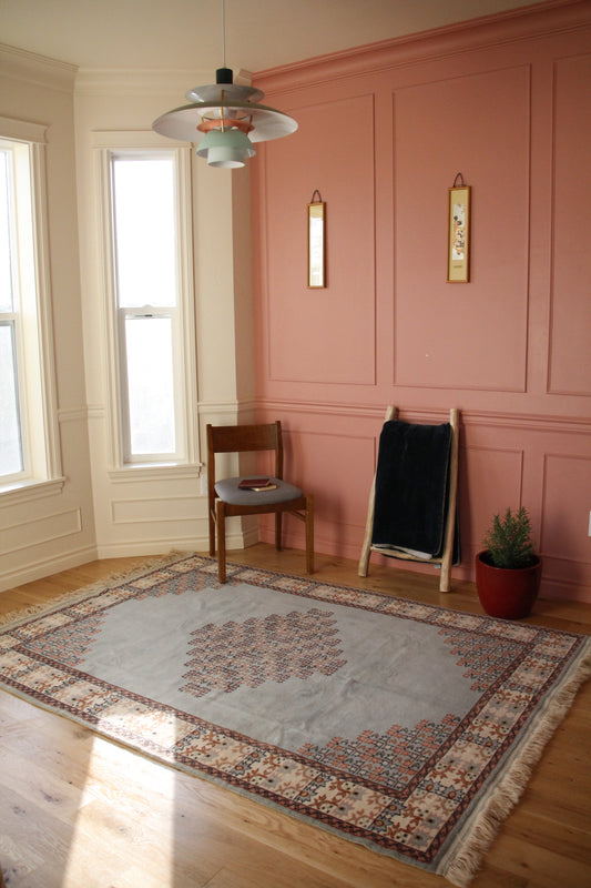 Handmade Vintage Turkish Medium Rug 5'5" X 7'8"