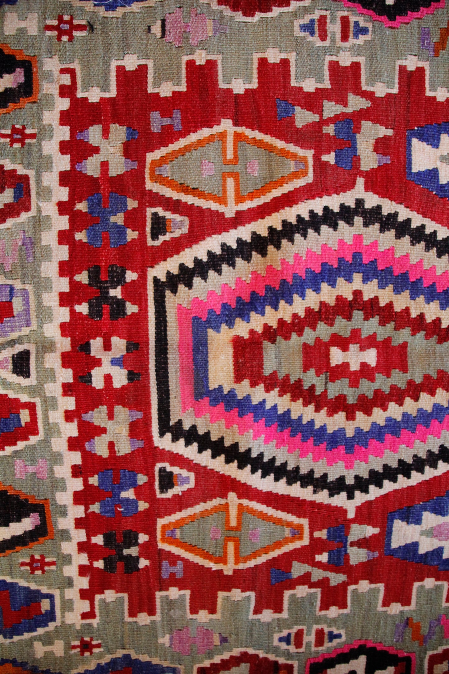 Handmade Vintage Turkish Small Kilim 3' X 4'4"