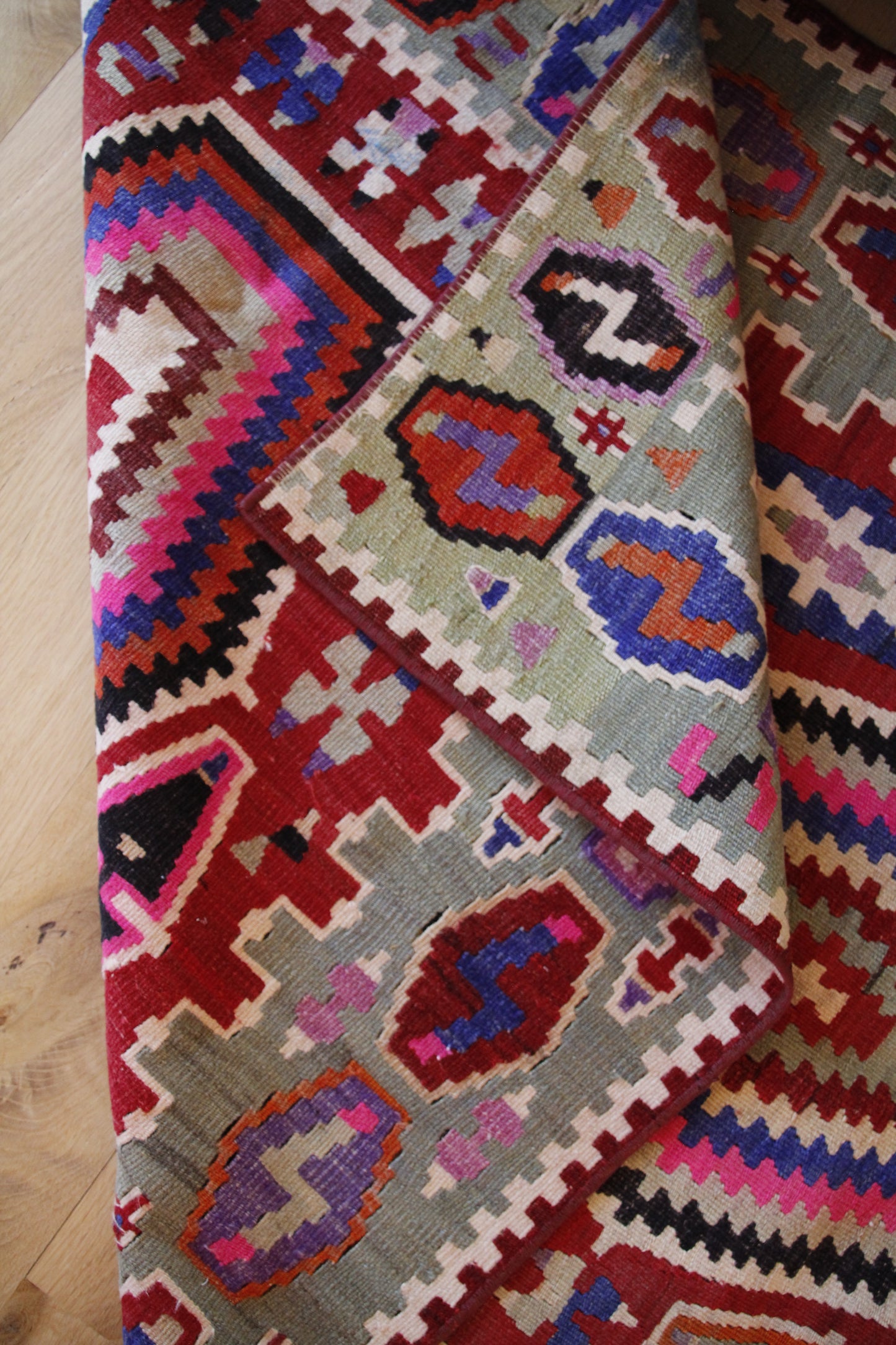 Handmade Vintage Turkish Small Kilim 3' X 4'4"