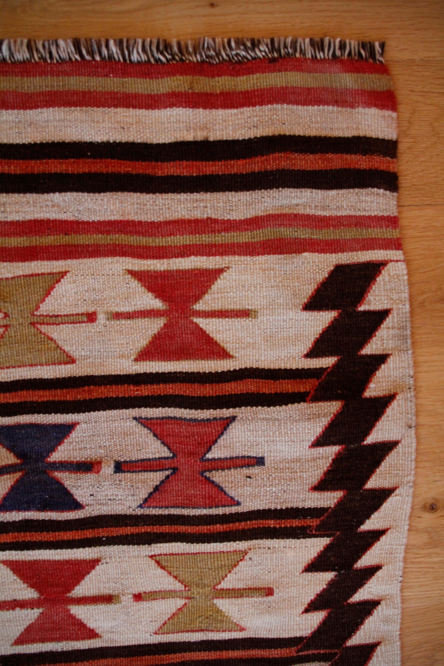 Handmade Vintage Turkish Small Kilim 2'9" X 4'8"