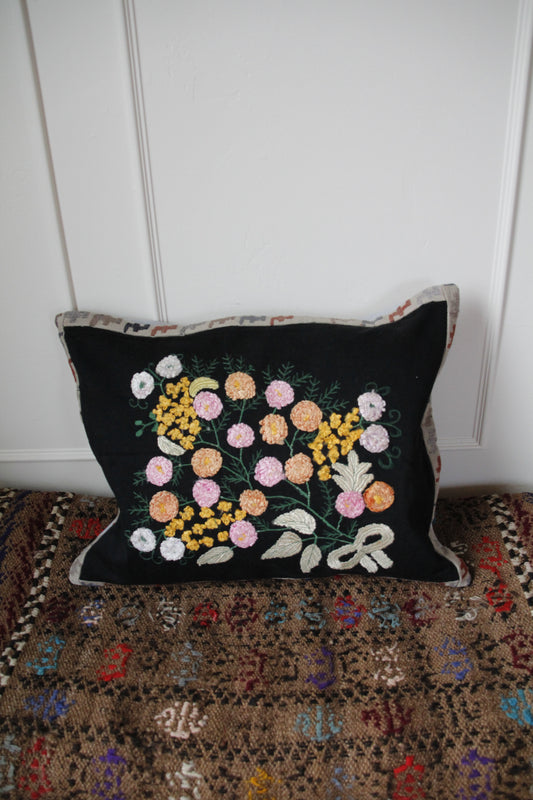 Handmade vintage Turkish pillow cover.