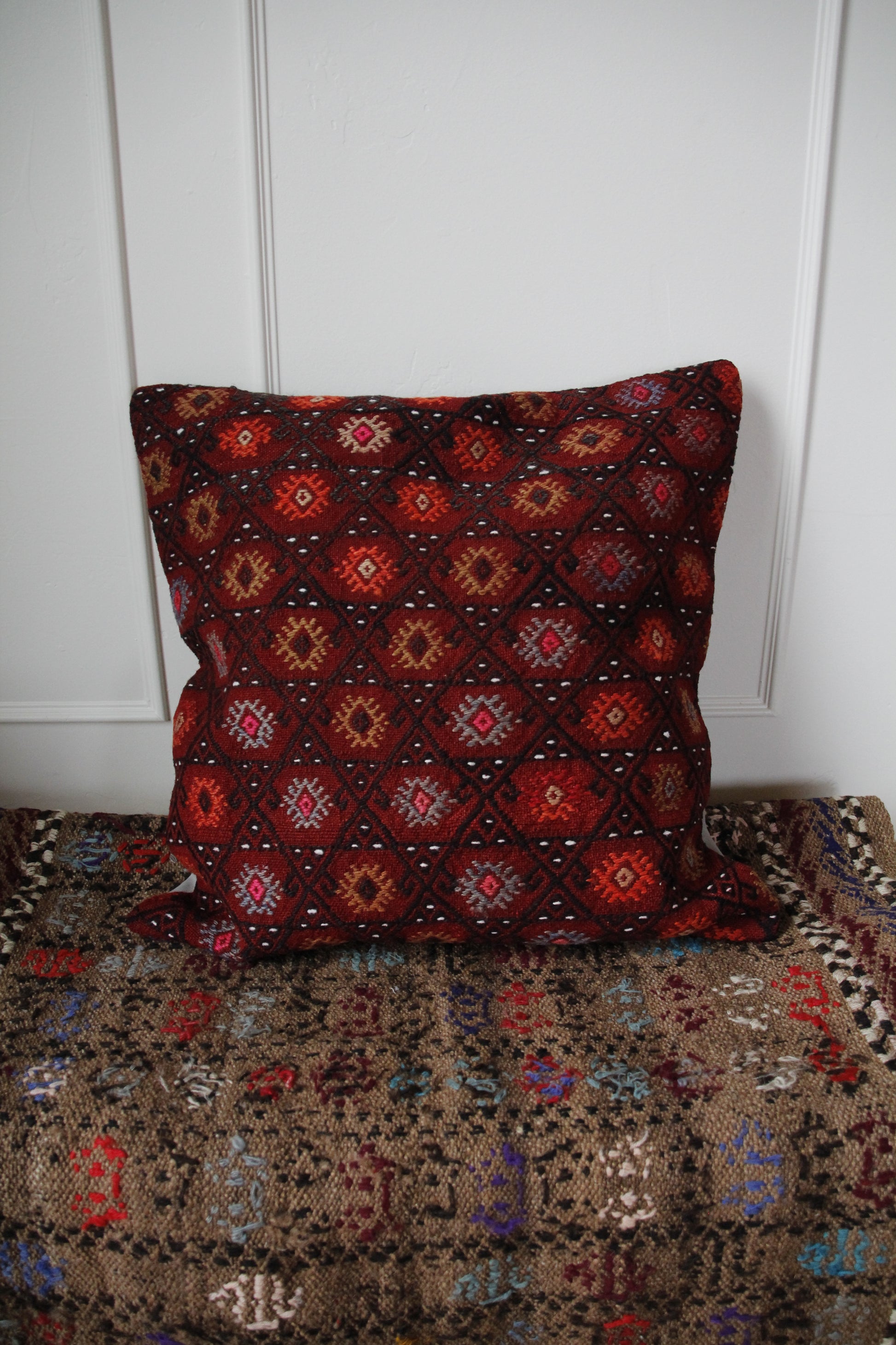Handmade vintage Turkish pillow cover.