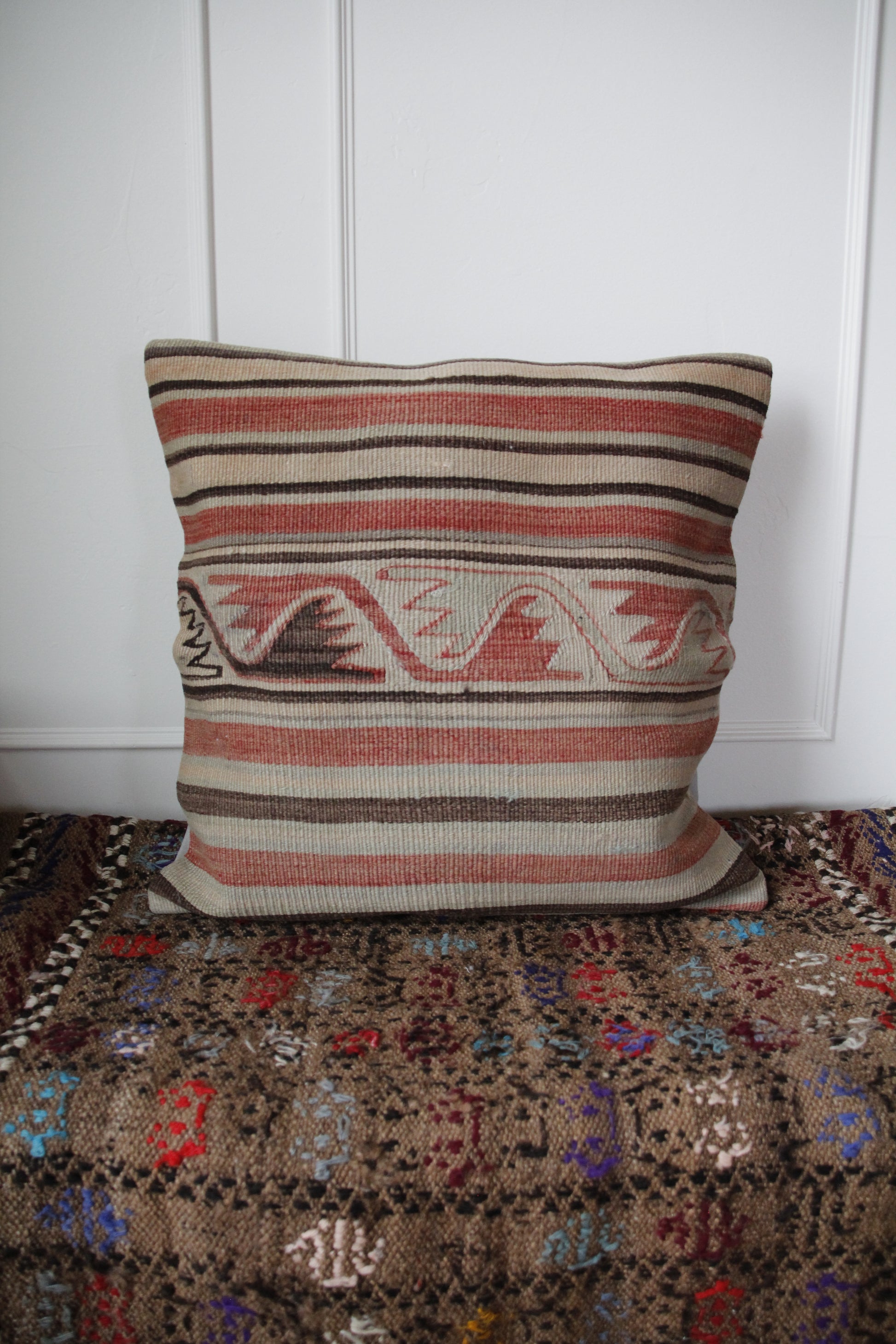 Handmade vintage Turkish pillow cover.
