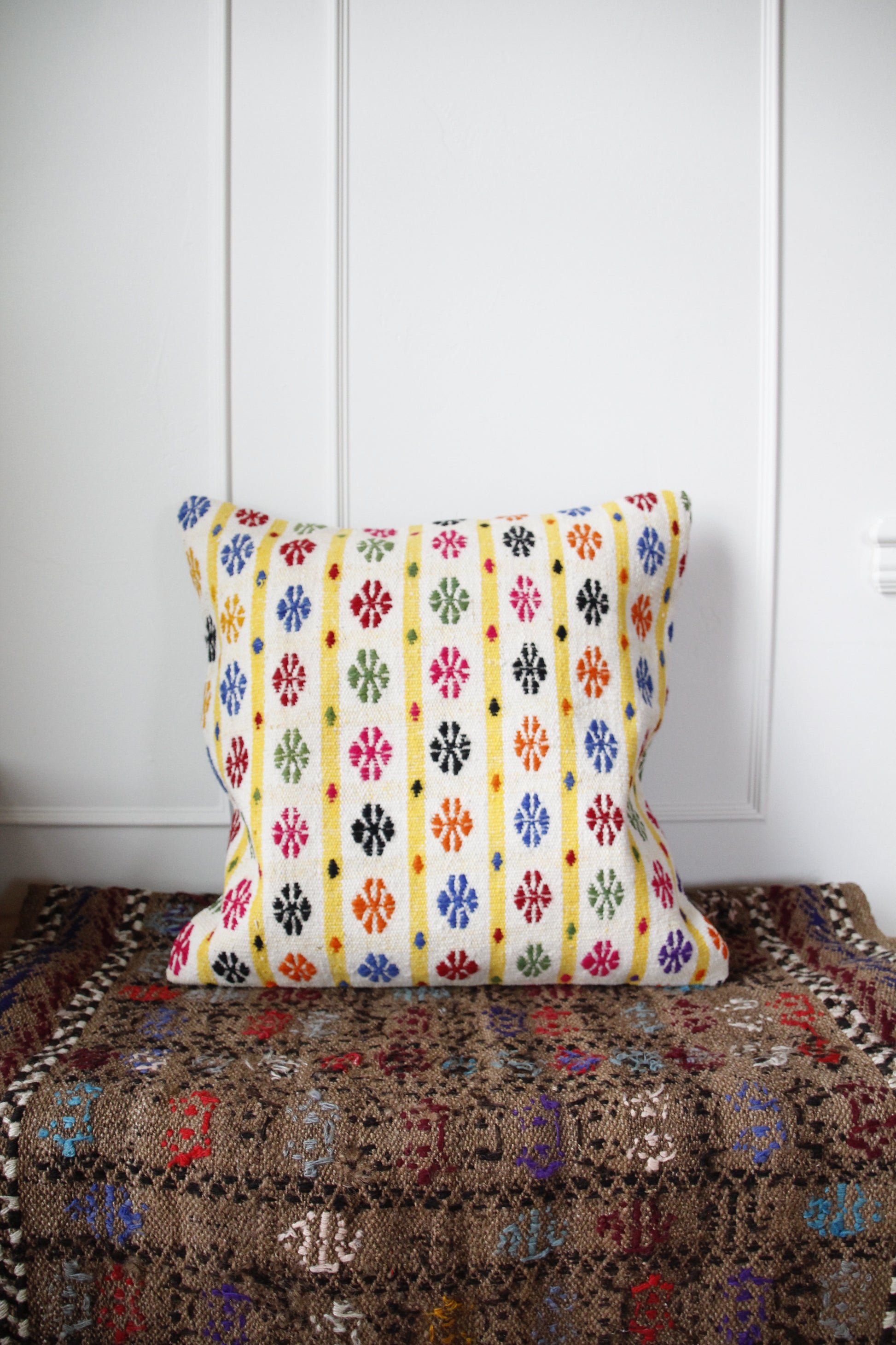 Handmade vintage Turkish pillow cover.