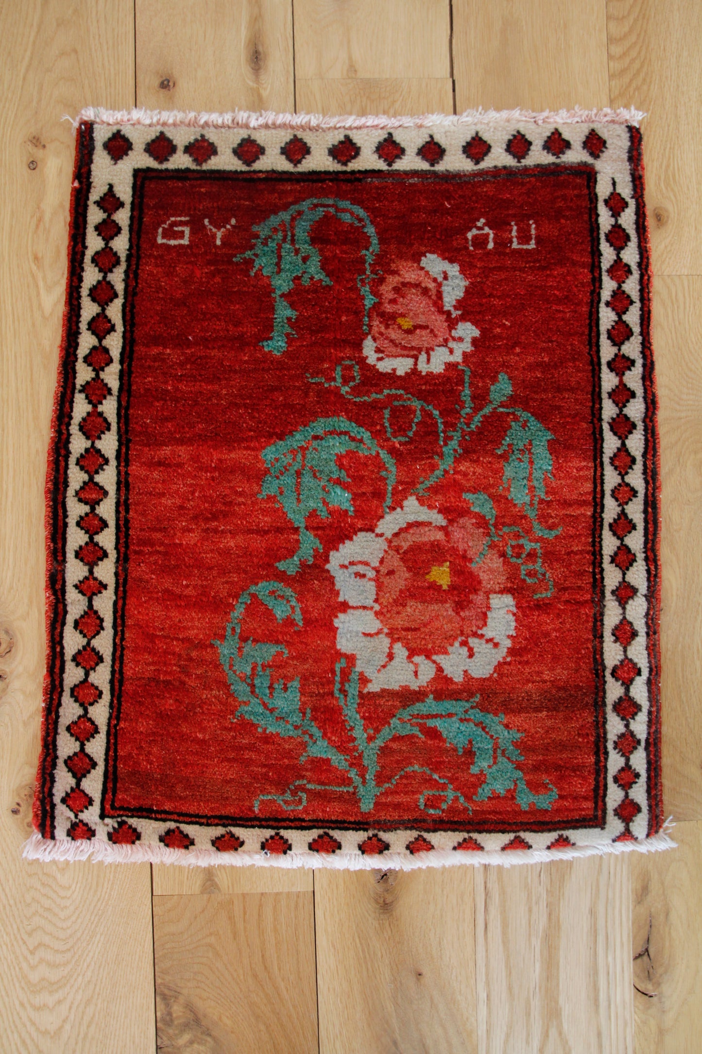 Handmade Vintage Turkish Entryway Rug 1'7" X 1'11"