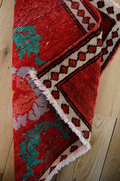 Handmade Vintage Turkish Entryway Rug 1'7" X 1'11"
