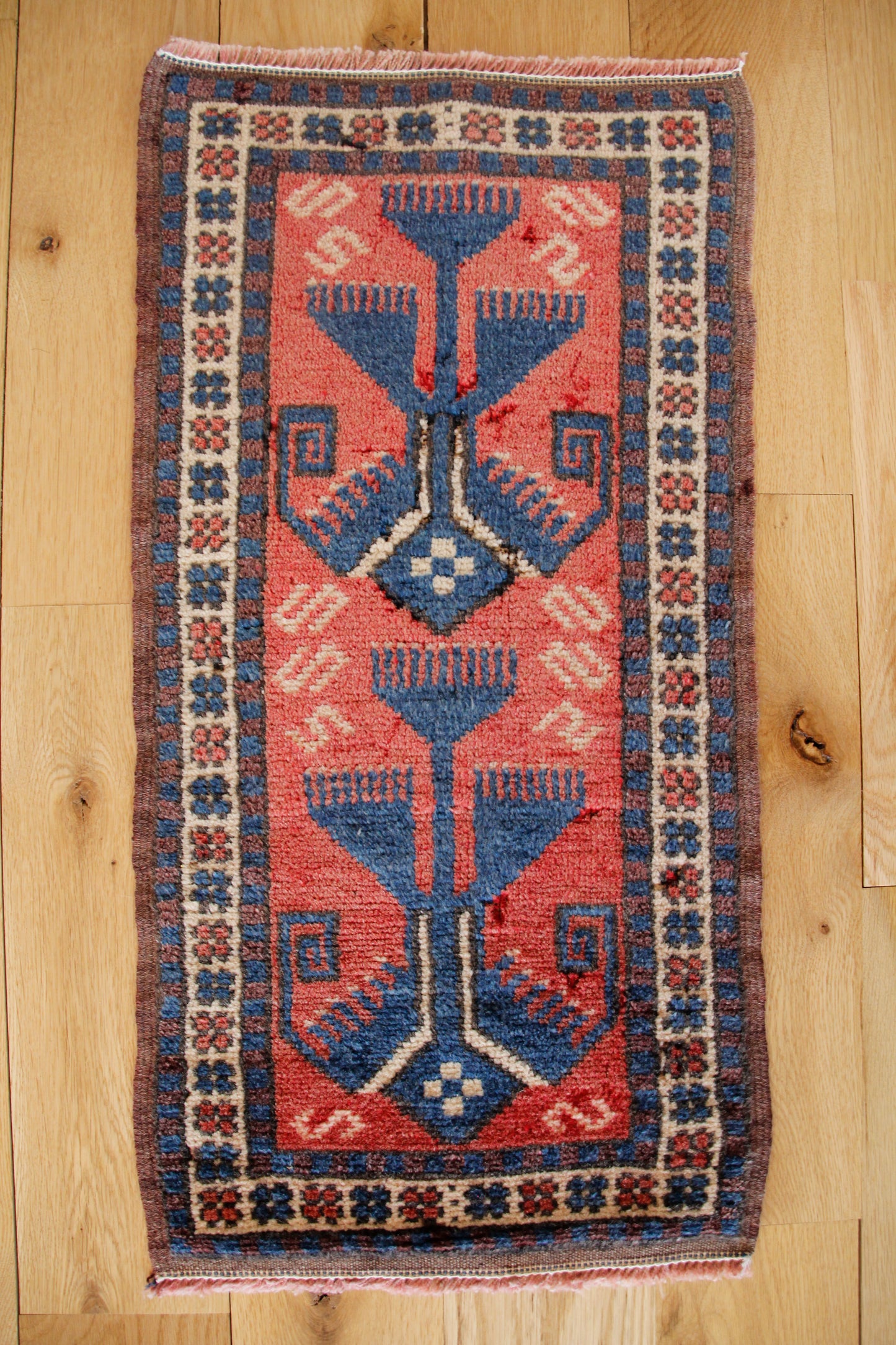 Handmade Vintage Turkish Mini Rug 1'2" X 2'5"
