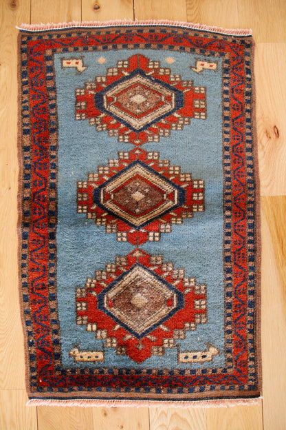 Handmade Vintage Turkish Entryway Rug 1'9" X 2'11"