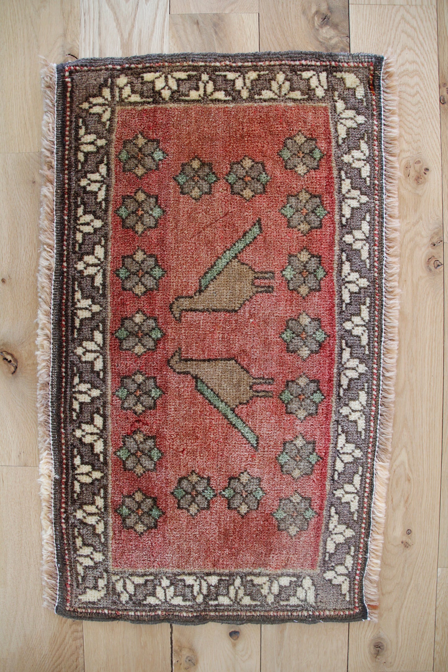 Handmade Vintage Turkish Entryway Rug 1'7" X 2'7"