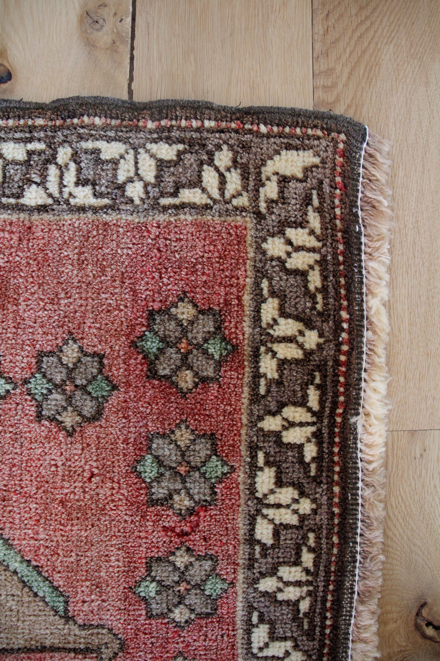 Handmade Vintage Turkish Entryway Rug 1'7" X 2'7"