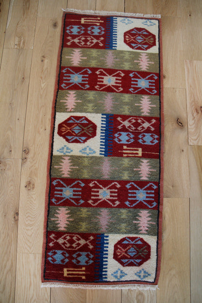 Handmade Vintage Turkish Entryway Rug 1'5" X 3'8"