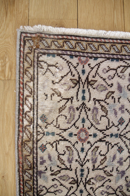 Handmade Vintage Turkish Entryway Rug 2'2" X 3'5"