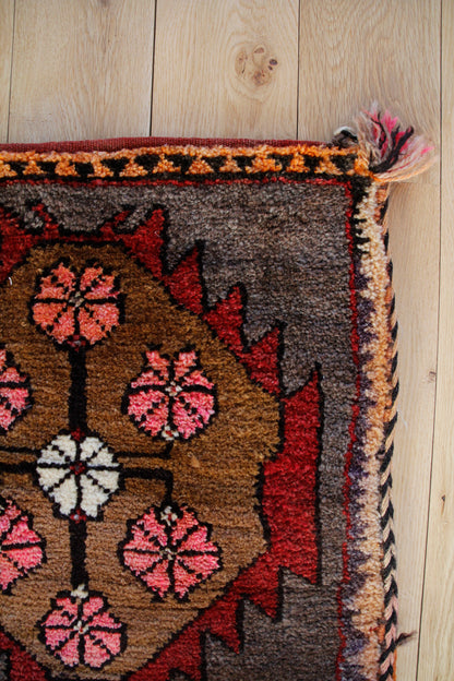 Handmade Vintage Turkish Entryway Rug 1'9" X 3'5"
