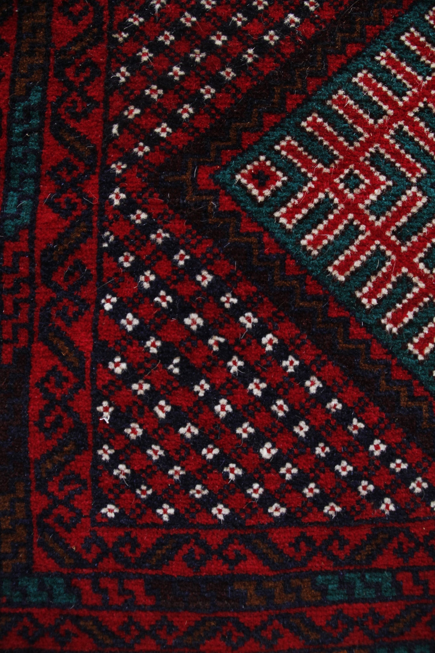 Handmade Vintage Turkoman Small Rug 2'7" X 4'9"