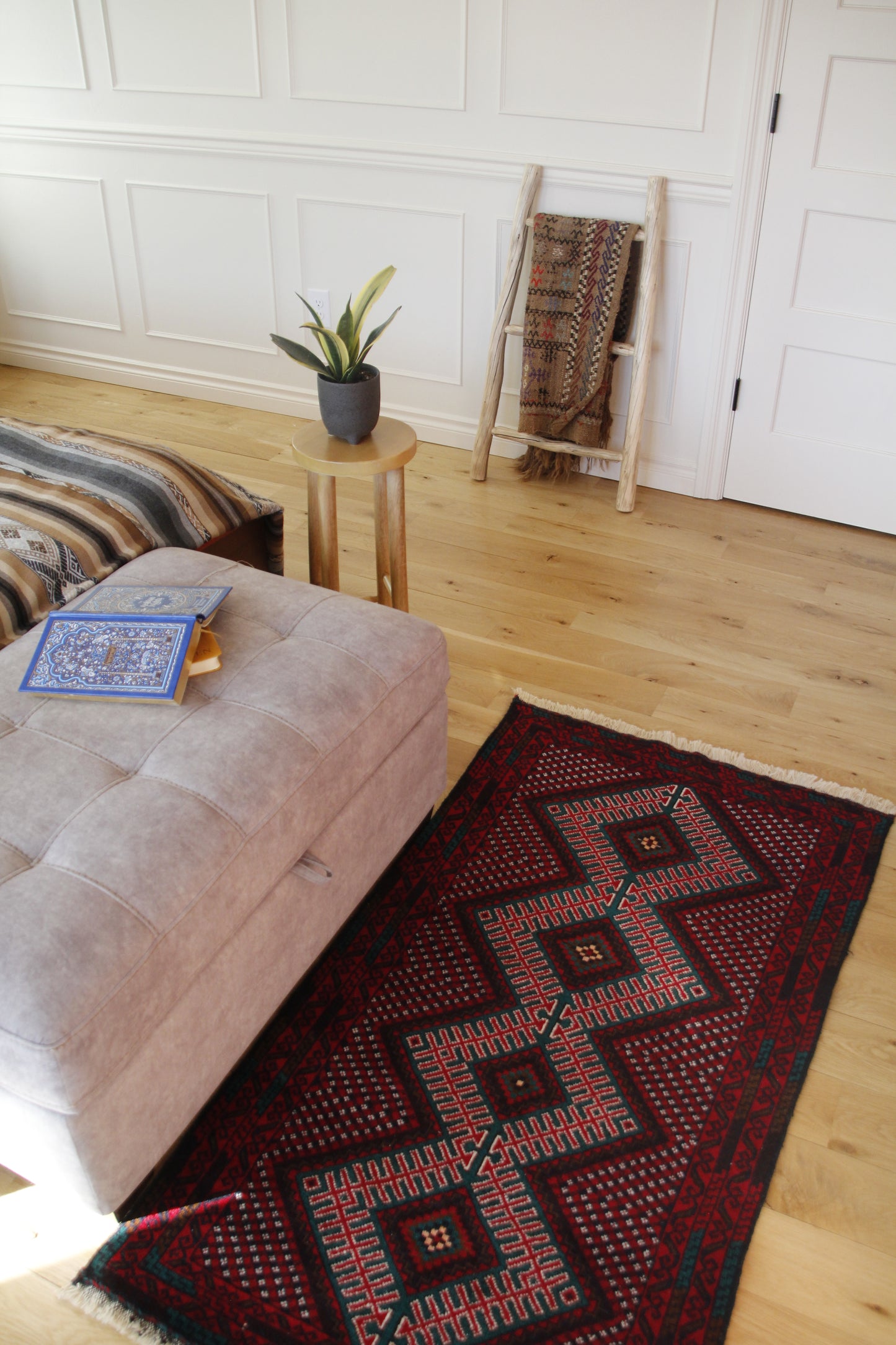 Handmade Vintage Turkoman Small Rug 2'7" X 4'9"