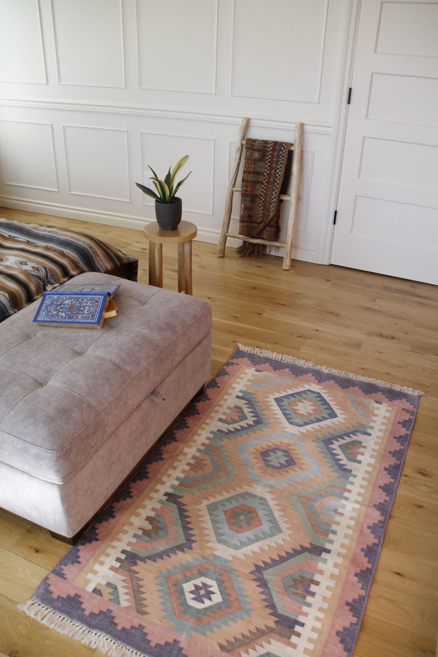 Handmade Vintage Indian Small Kilim 2'11" X 5'2"