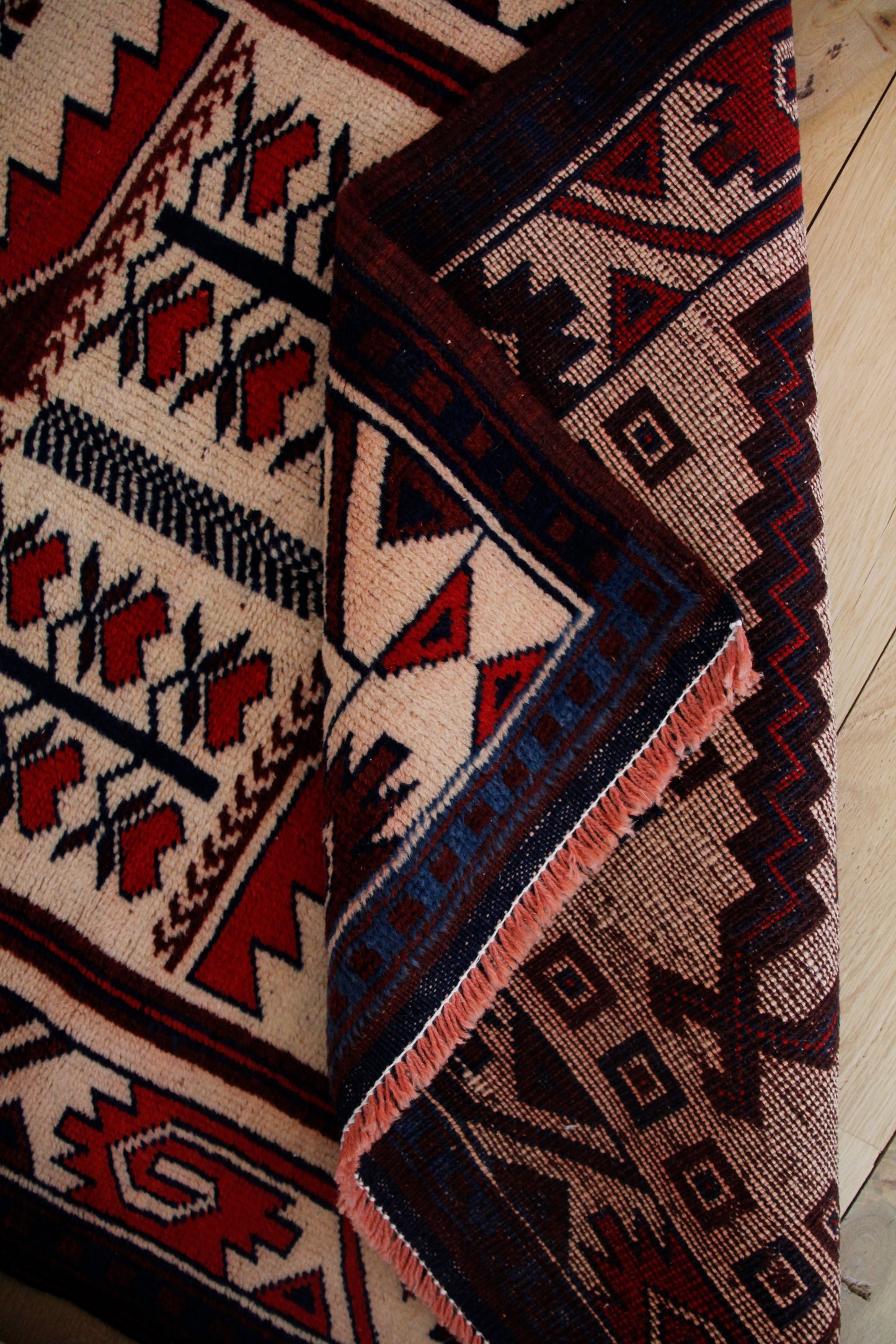 Handmade Vintage Turkish Small Rug 2'6" X 4'