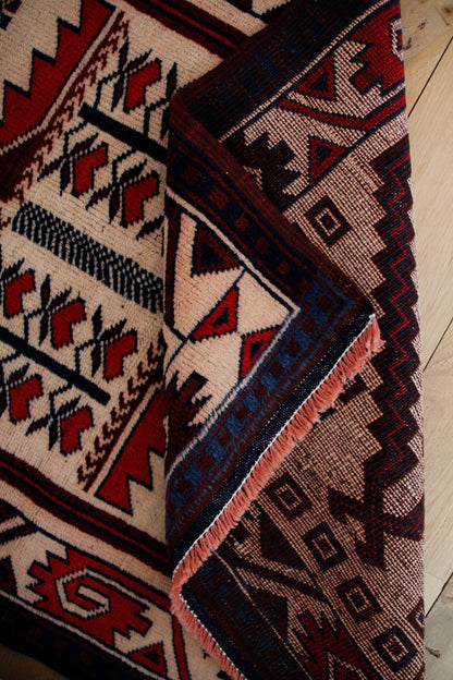 Handmade Vintage Turkish Small Rug 2'6" X 4'
