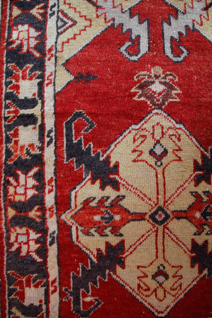 Handmade Vintage Turkish Small Rug 2'6" X 5'