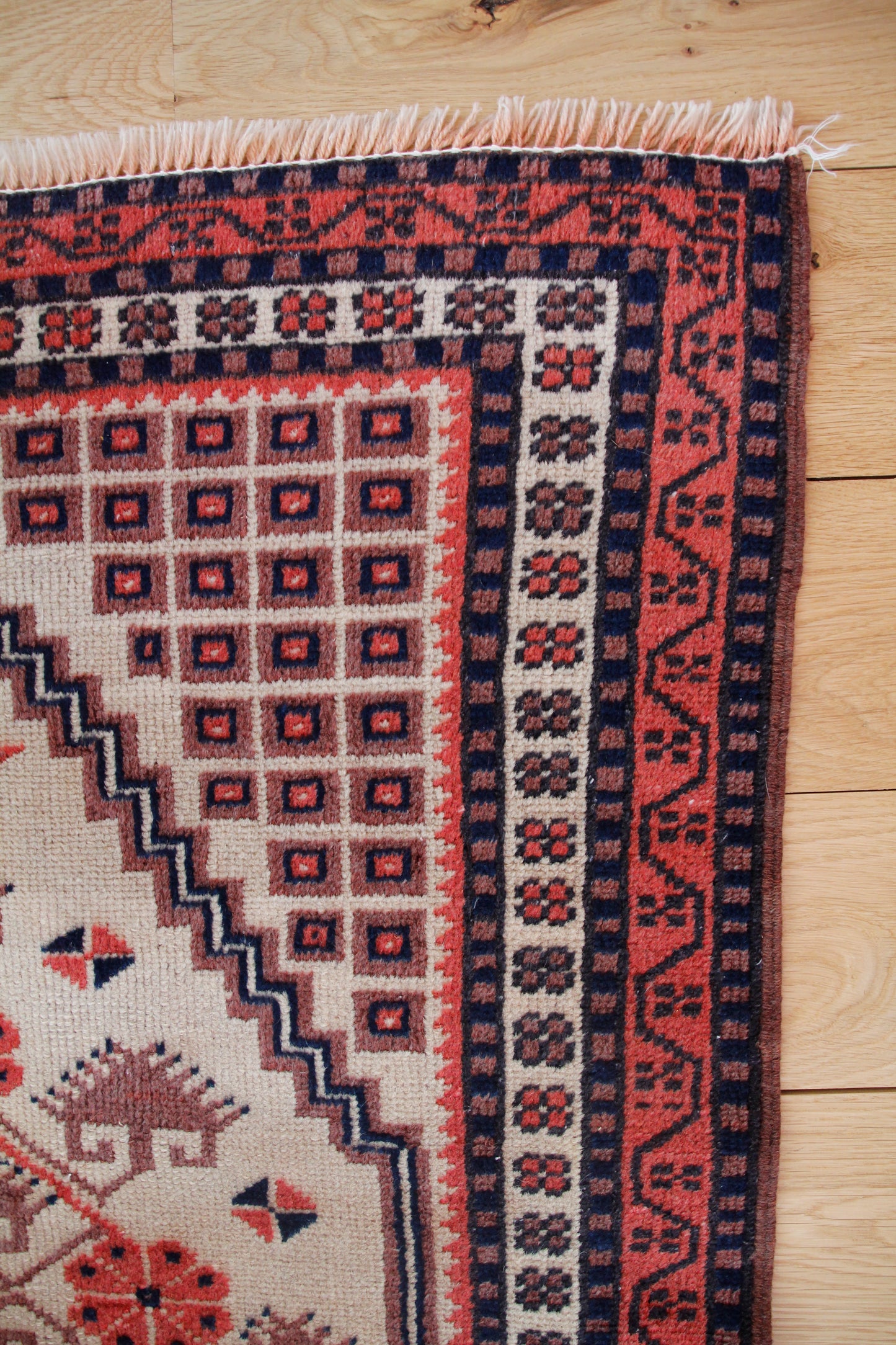 Handmade Vintage Turkish Small Rug 2'5" X 4'4"