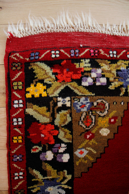 Handmade Vintage Turkish Small Rug 2'8" X 4'3"
