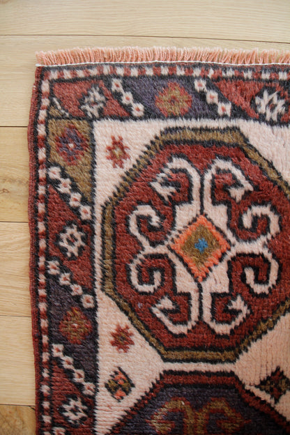 Handmade Vintage Turkish Small Rug 2'6" X 3'10"