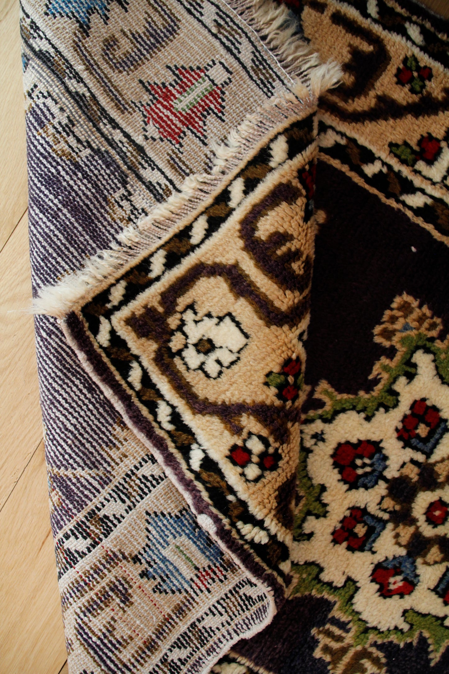 Handmade Vintage Turkish Small Rug 2'8" X 4'11"