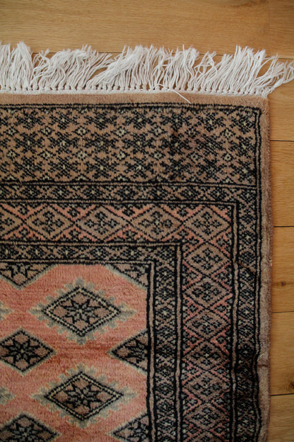 Handmade Vintage Indian Small Rug 3' X 5'4"