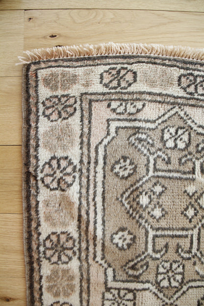 Handmade Vintage Turkish Small Rug 2'11" X 4'6"