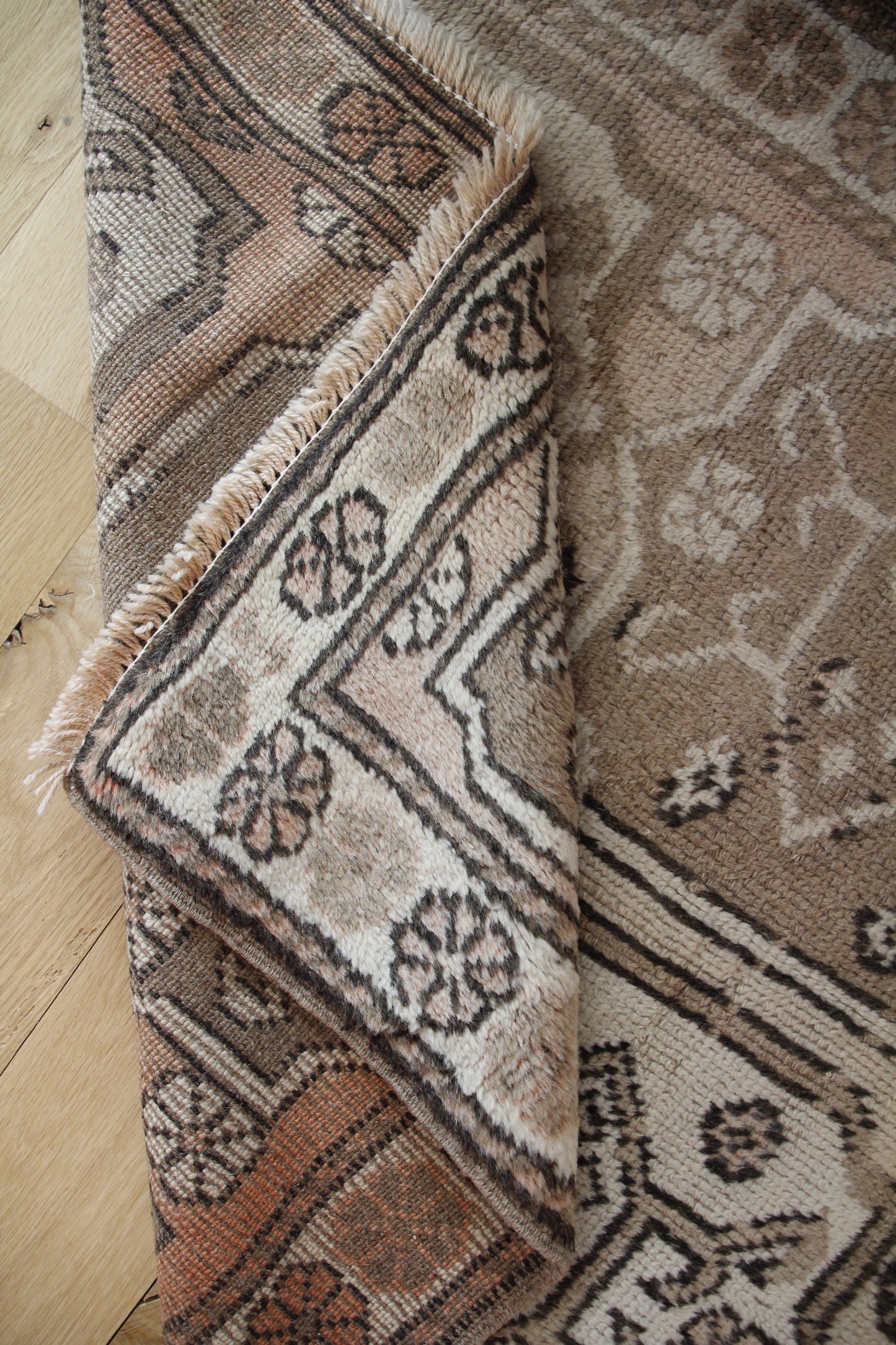 Handmade Vintage Turkish Small Rug 2'11" X 4'6"