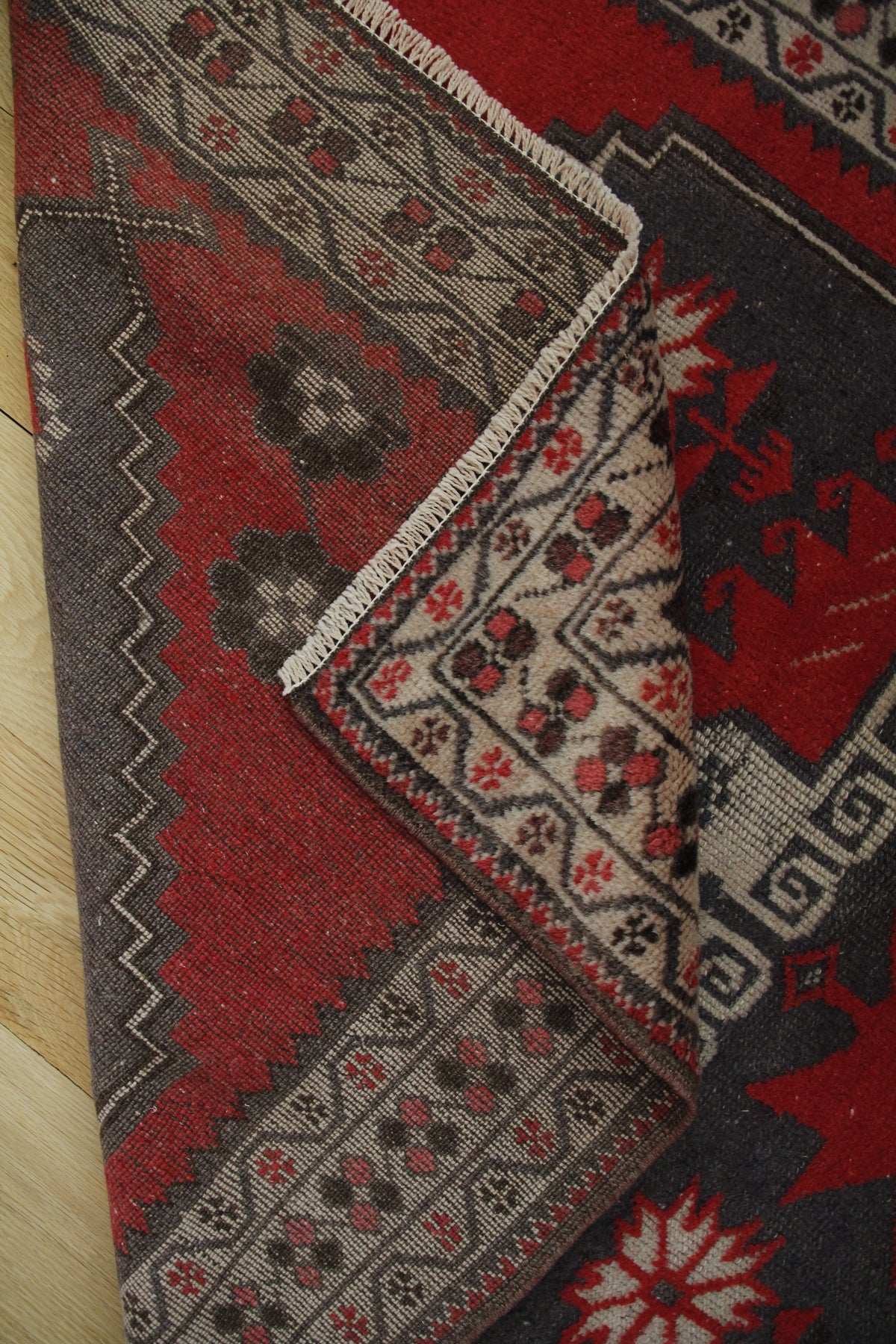 Handmade Vintage Turkish Medium Rug 3'4" X 5'10"