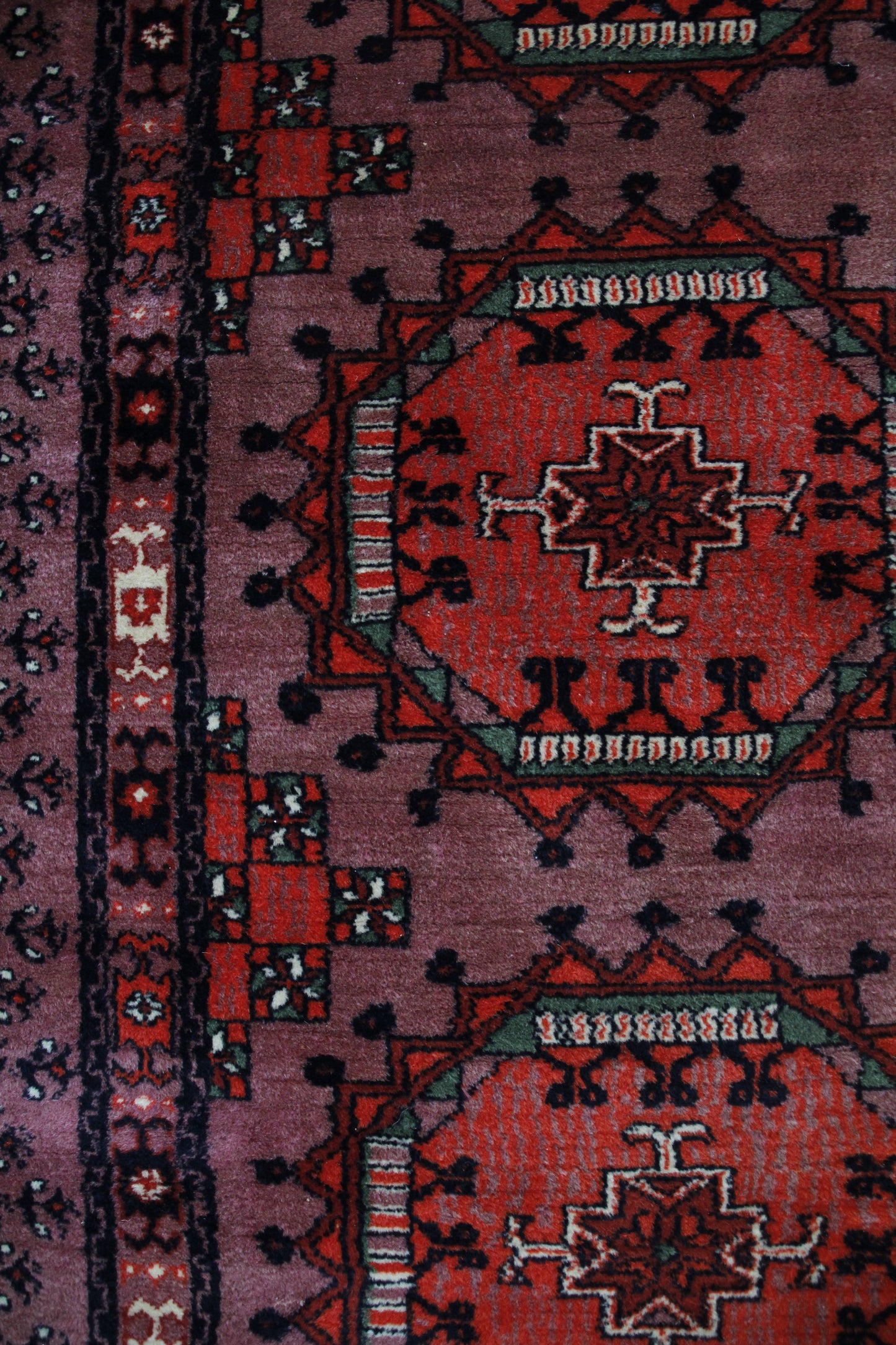 Handmade Vintage Turkish Medium Rug 4' X 6'4"