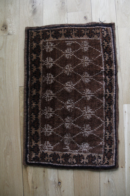 Handmade Vintage Turkish Entryway Rug 1'6" X 2'4"