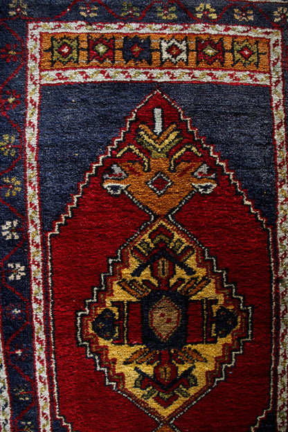 Handmade Vintage Turkish Entryway Rug 1'9" X 3'4"